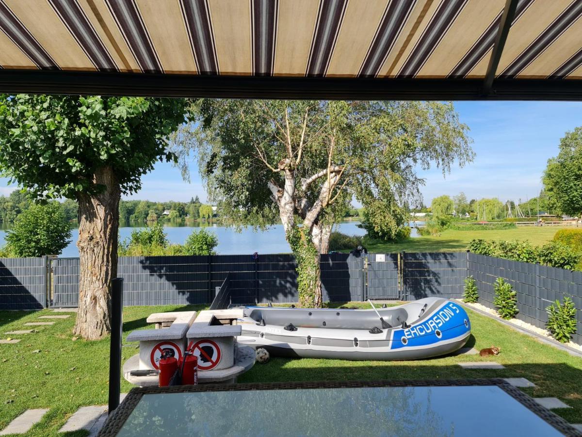Ferienhaus am See-2 Hungen Exterior foto