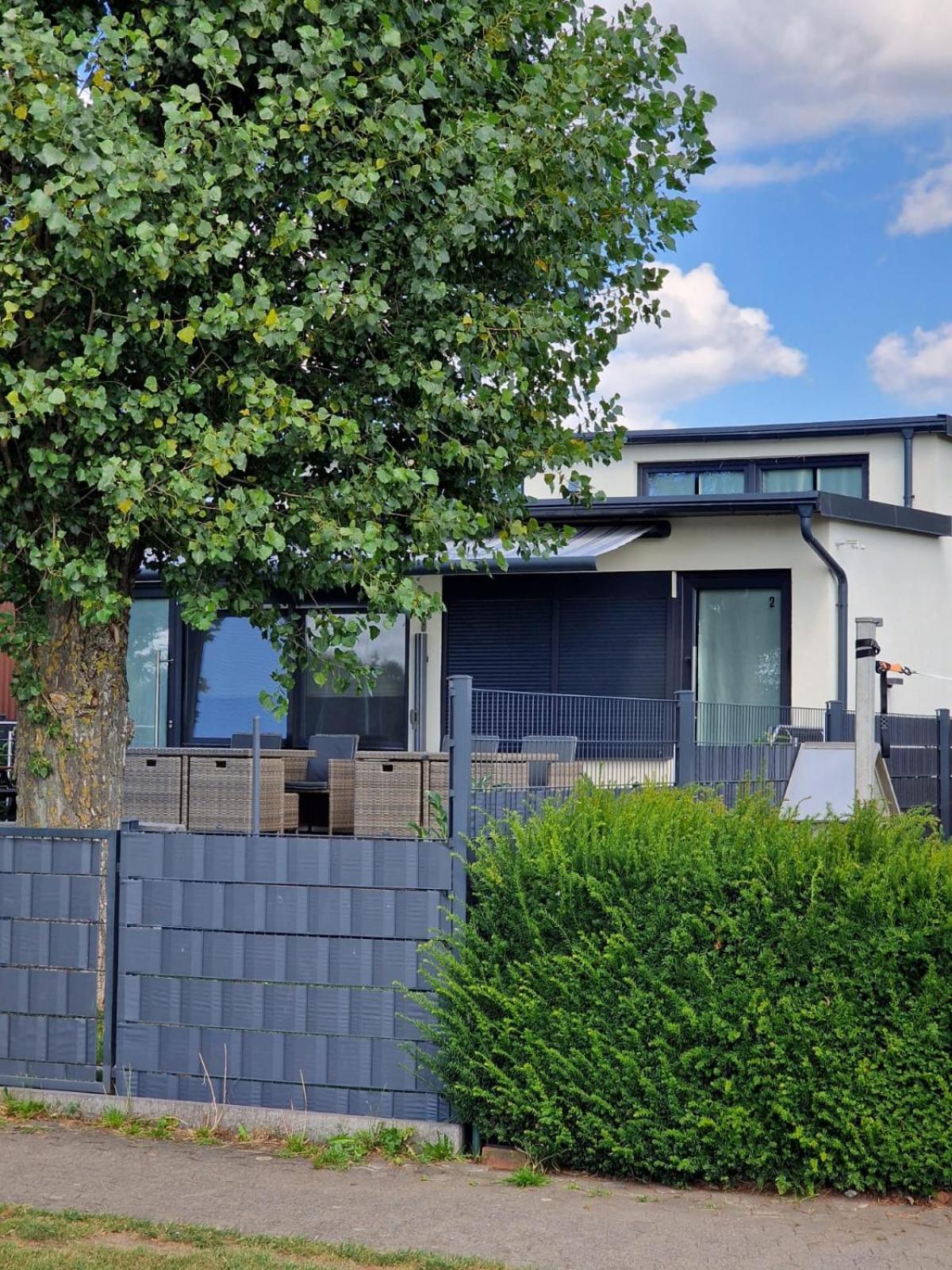Ferienhaus am See-2 Hungen Exterior foto